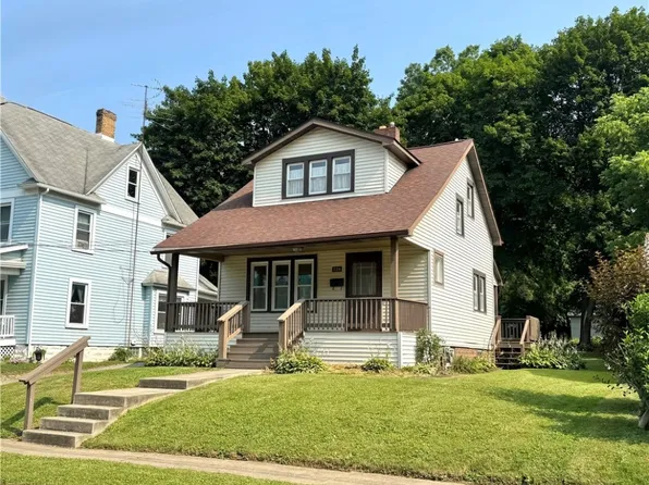 326 Waugh Ave, New Wilmington, PA 16142