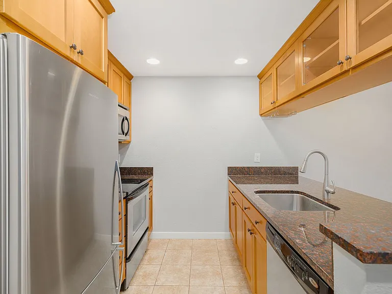 10152 NE 137th Pl — Photo 5