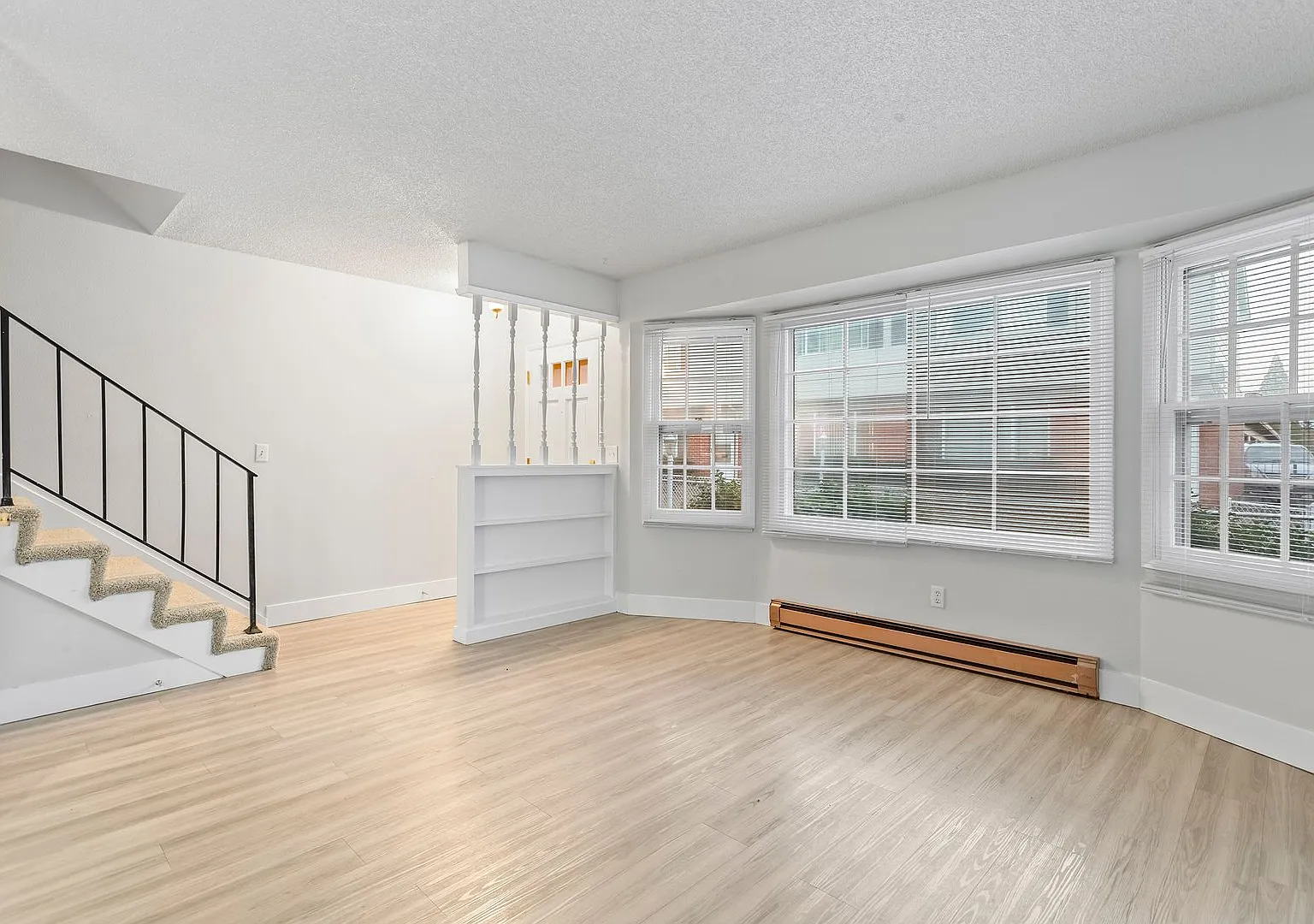 Park Hills Apartments — Photo 2
