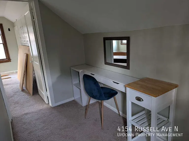 4154 Russell Ave N — Photo 16