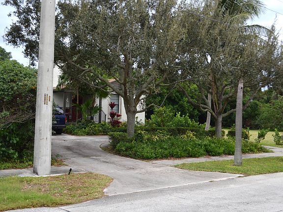 4th image of 131 NW 4th Avenue