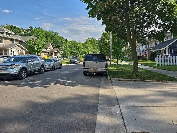 4th image of 1927 Prospect Ave SE