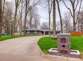 6065 NE 9th St, Des Moines, IA 50313
