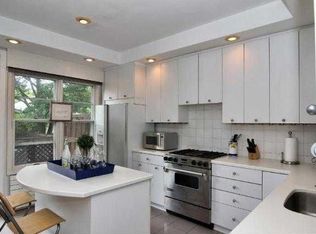 2860 Irving Ave S, Minneapolis, MN 55408