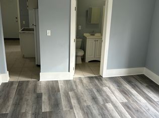 1608 Hillside Ave N UNIT 2, Minneapolis, MN 55411