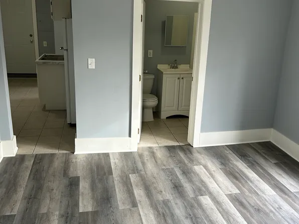 1608 Hillside Ave N Unit 2, Minneapolis, MN 55411