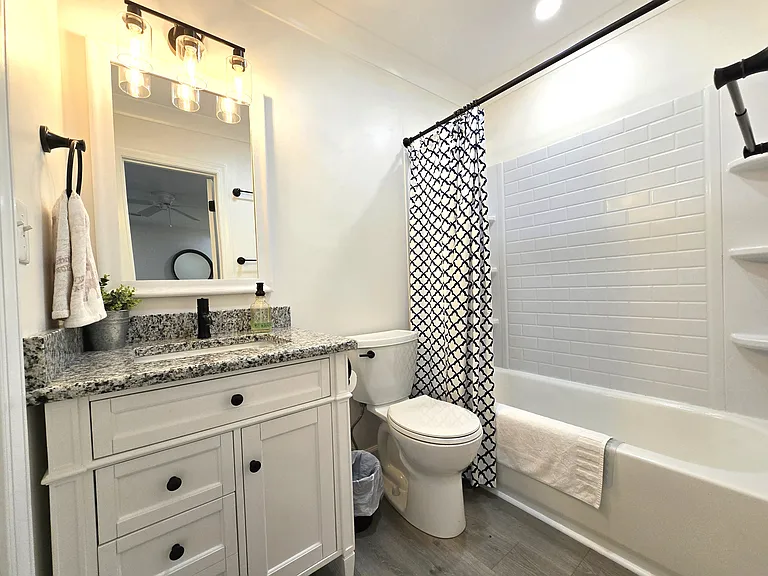 508 Rock Cliff Ct — Photo 7