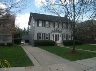 408 Neff Rd, Grosse Pointe, MI 48230