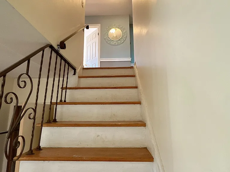 379 Old Town Rd — Photo 2