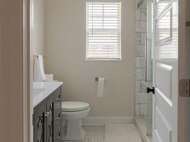 1924 W Main St #12 — Photo 30