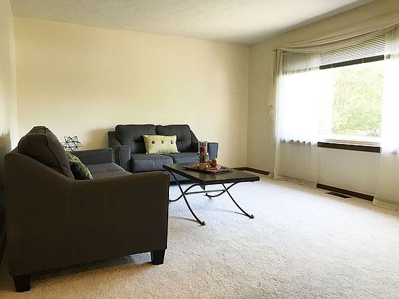 4th image of 4399 N Castlewood Ct