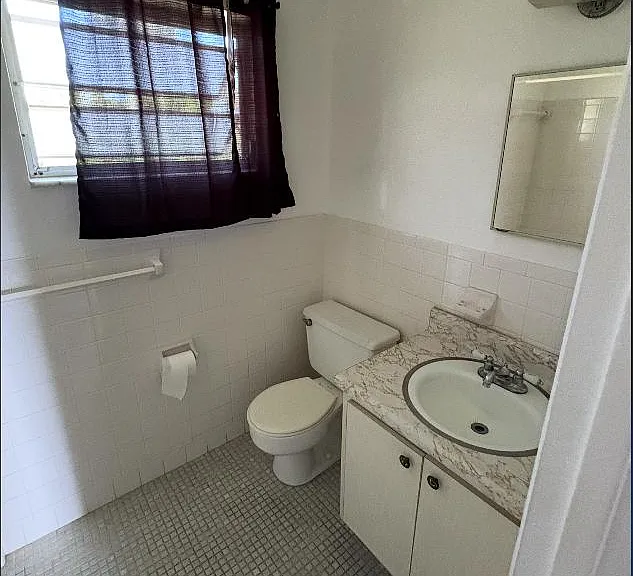 Unit Photo