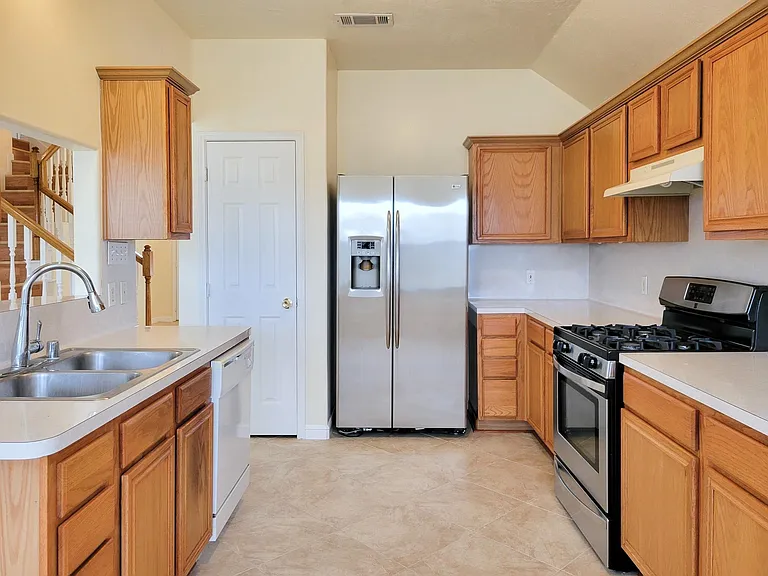 14938 Brightbrook Dr — Photo 36
