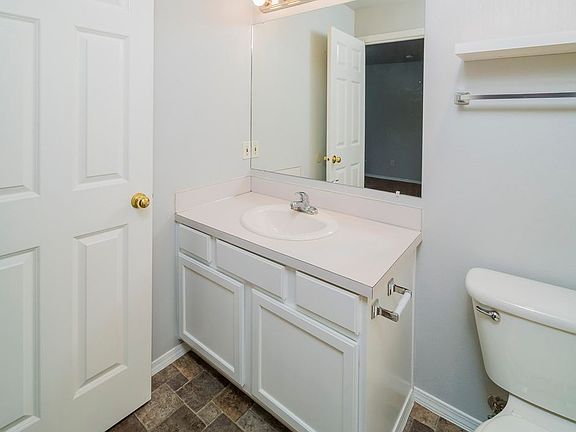 5th image of 9737 272nd Pl NW APT 102