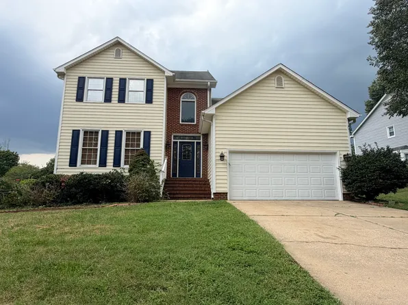 3311 Quaker Run Dr, Greensboro, NC 27410