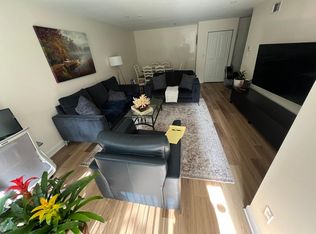 3265 Kirchoff Rd APT 114, Rolling Meadows, IL 60008