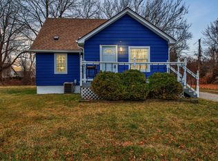 37630 Hayes Rd, Clinton Township, MI 48038