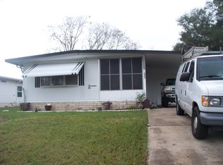 8492 Dickens Ave, Brooksville, FL 34613