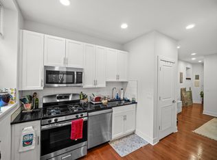 953 W Fletcher St #3, Chicago, IL 60657