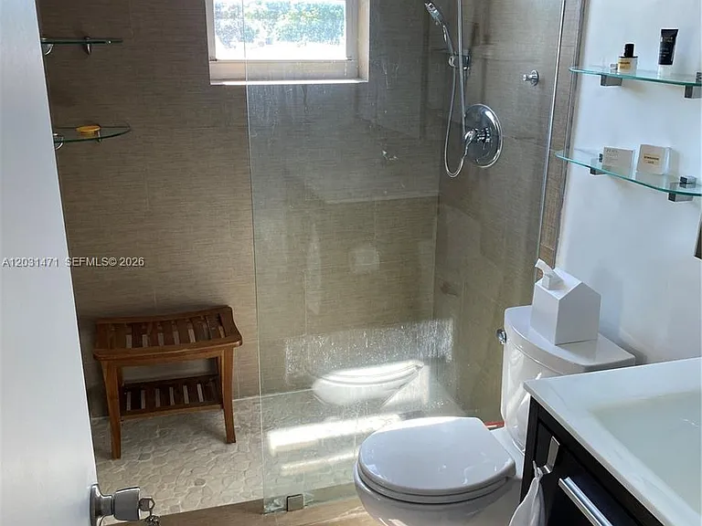 1540 Meridian Ave #4K — Photo 17