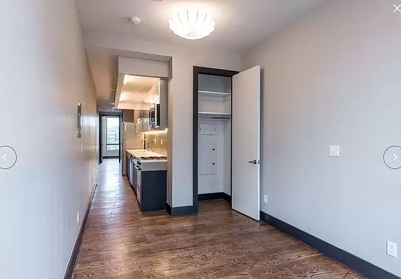 3rd image of 867 De Kalb Ave #2X