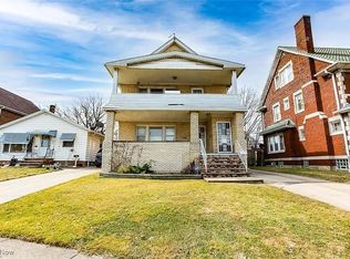 900 Ruple Rd, Cleveland, OH 44110