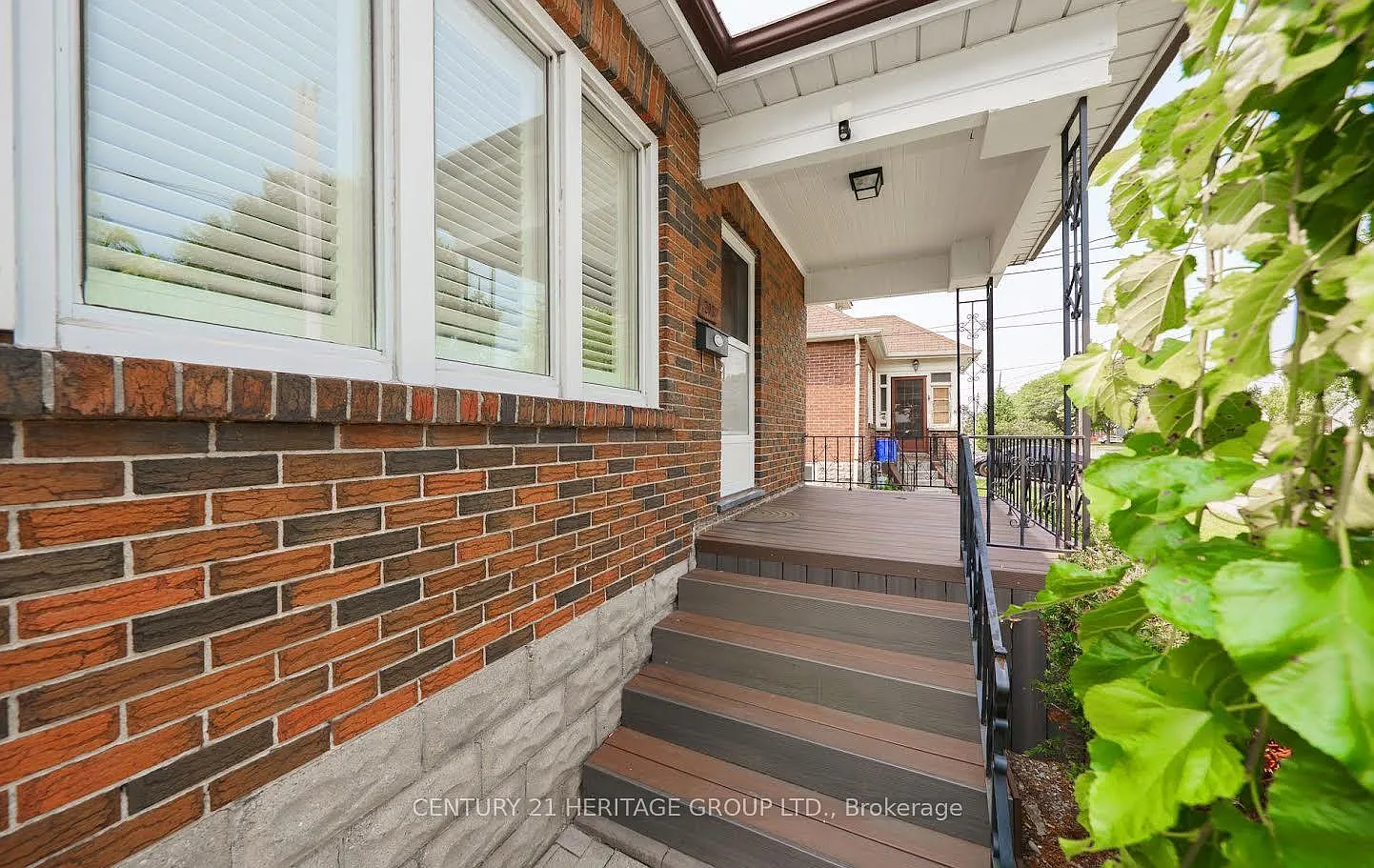 3 bed, $2,700 — Photo 3