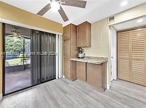 207 Wimbledon Lake Dr — Photo 22