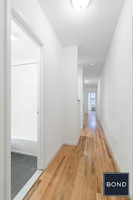 Rented by Bond New York | media 3