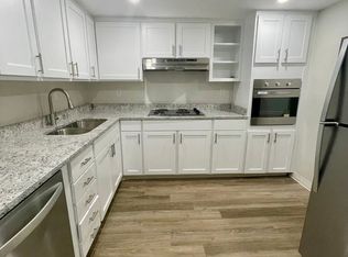 Two Bedroom Condo in Downtown Charleston, Charleston, SC 29401