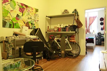 Rented by Rennit Inc.