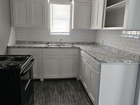 5th image of 2644 SW 38th St