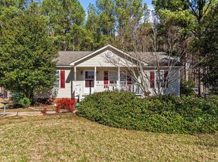 139 Creekside Dr, Four Oaks, NC 27524