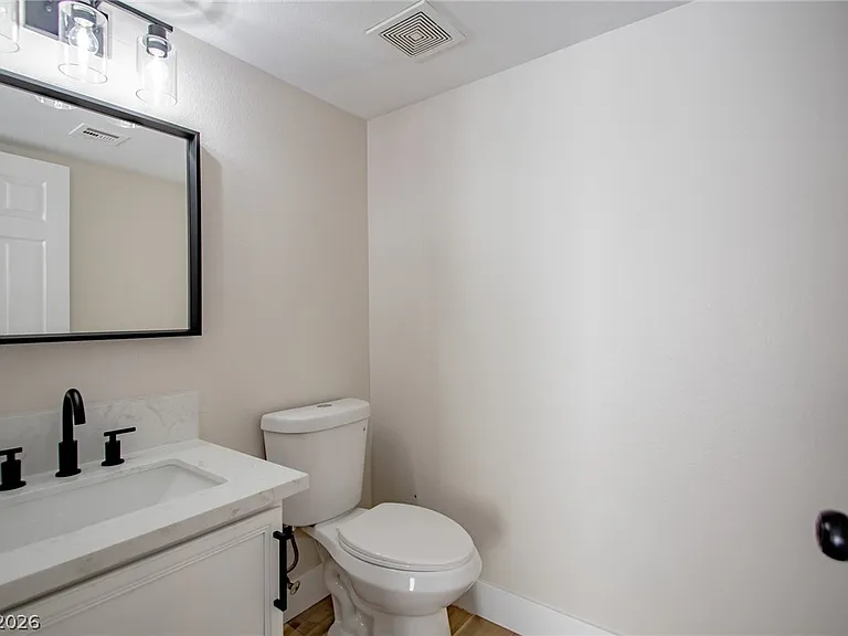 2108 Sandy Ln — Photo 10