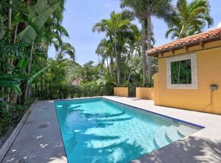 12 Little Pond Rd, Lantana, FL 33462