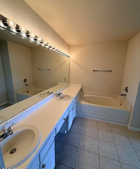 204 Caraleigh Ct — Photo 26