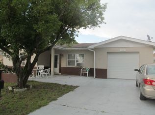 9020 Saint Clair Ln, Port Richey, FL 34668