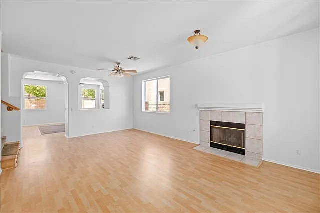 39221 Chantilly Ln — Photo 15
