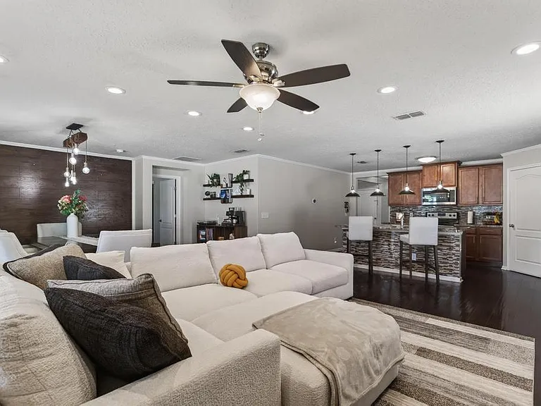 7163 Bedfordshire Ln — Photo 26
