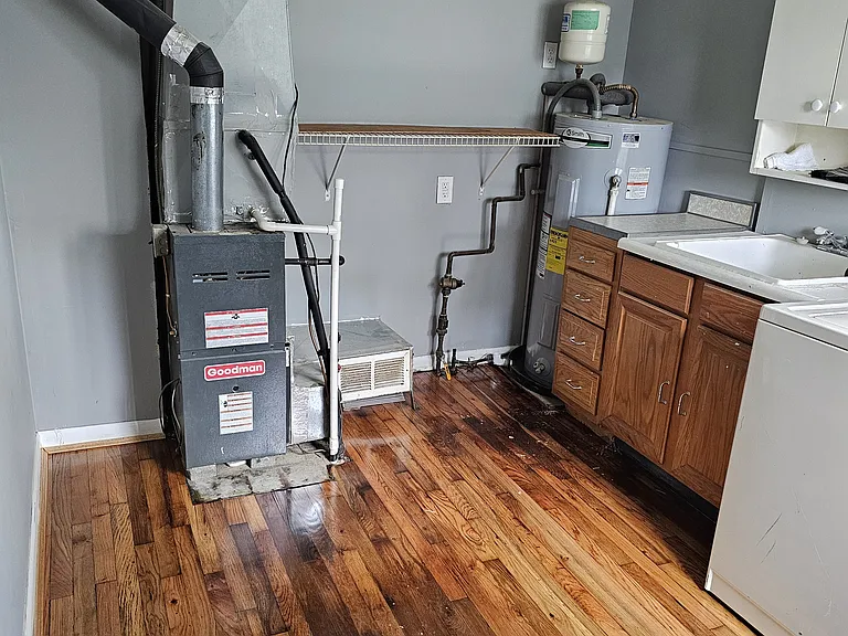 7938 School Rd — Photo 12