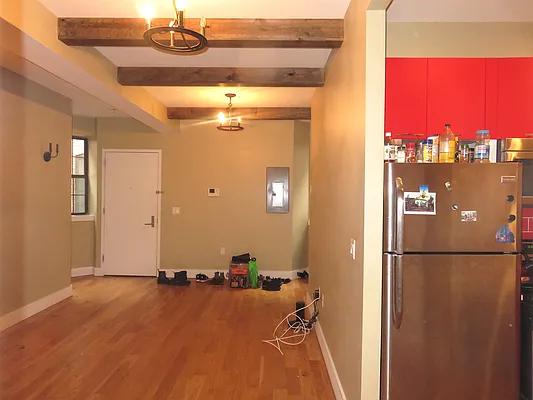 Rented by Rennit Inc. | media 37