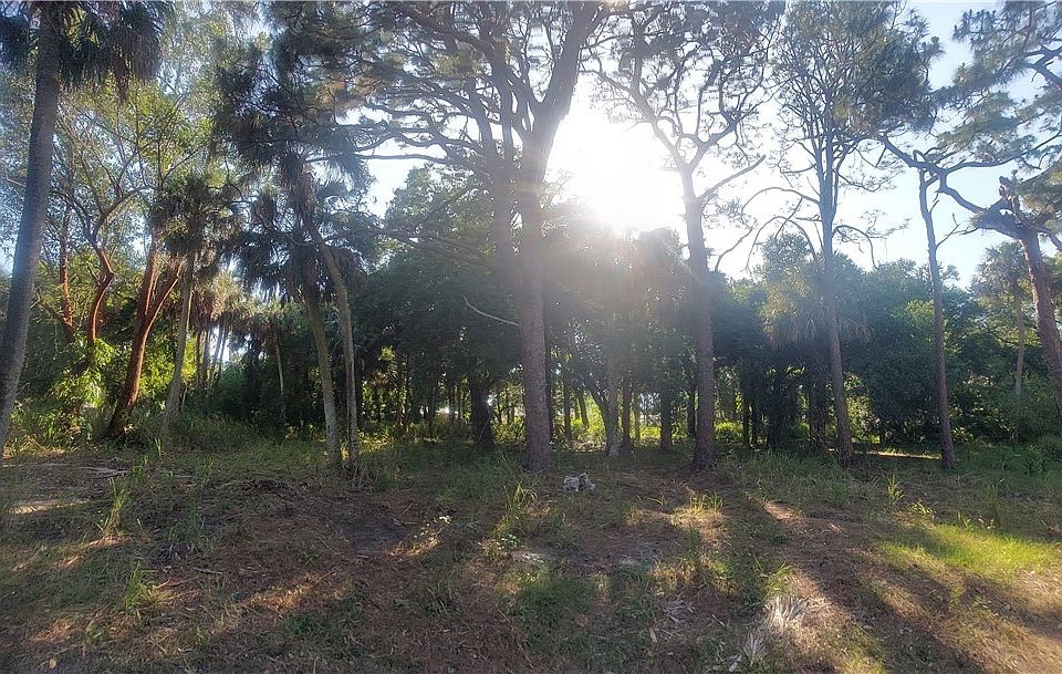1st image of 1723 Ixora Dr