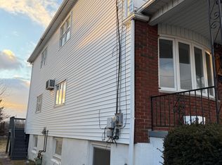 1218 New Grant St #1, Nanticoke, PA 18634