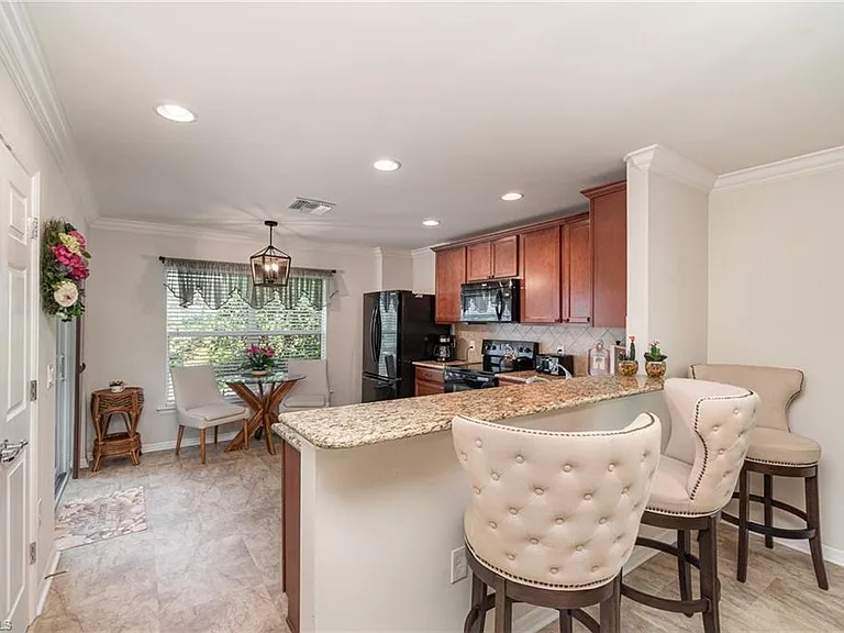 15142 Reef Ln — Photo 4