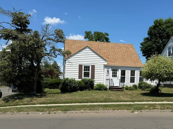 202 Canaan Rd, Stratford, CT 06614