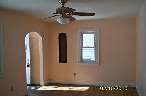 2nd image of 1044 Ontario St