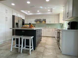 862 Singing Heights Dr, El Cajon, CA 92019