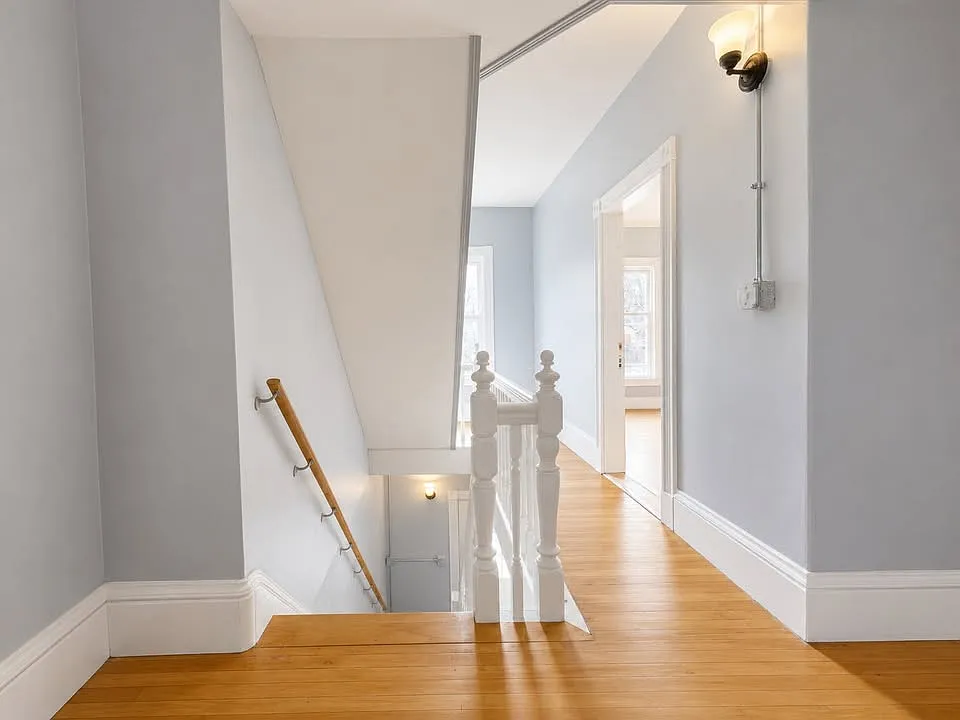 2 bed, $2,000 — Photo 3