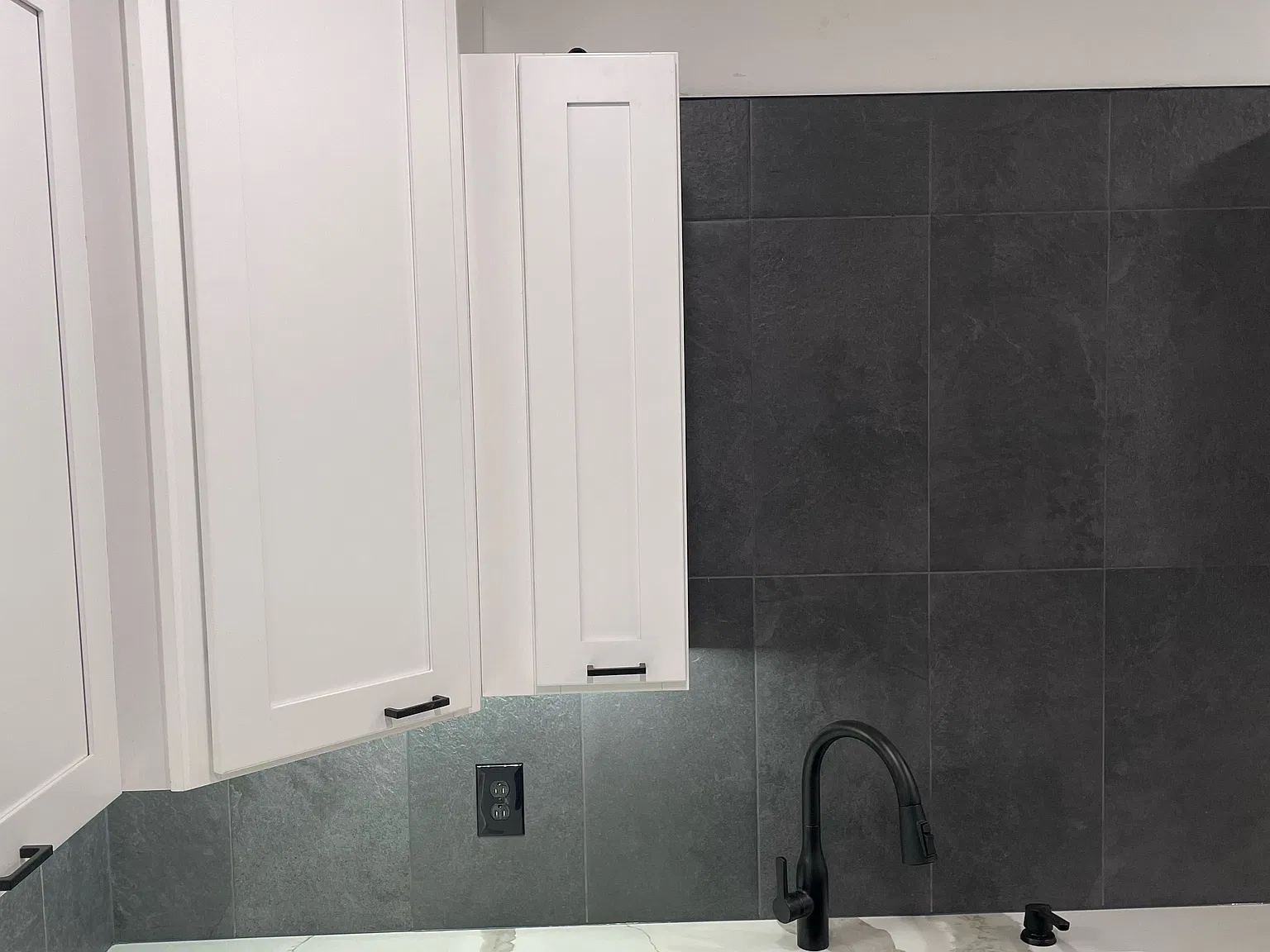 6 bed, 2900 sqft, $3,000 — Photo 4