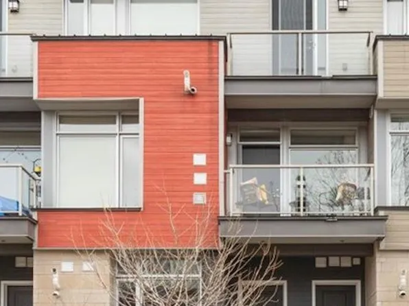 78 Holmwood Ave #9, Ottawa, ON K1S 5V1